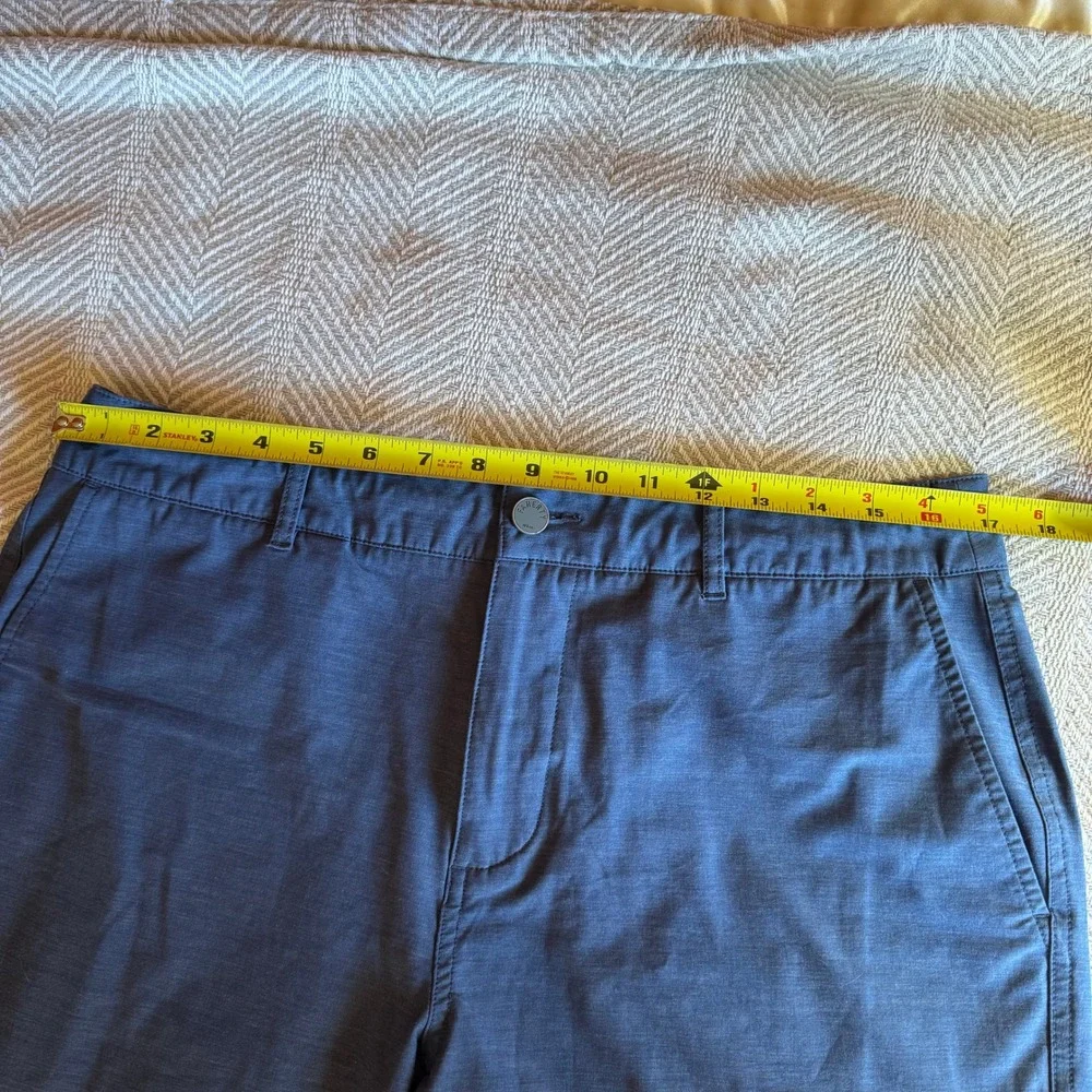Faherty All Day Shorts Mens 33 (34) Navy Blue Hybrid Swim Board Shorts 9 Inseam